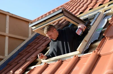 Pose de fenêtres de toit Velux à Nibas